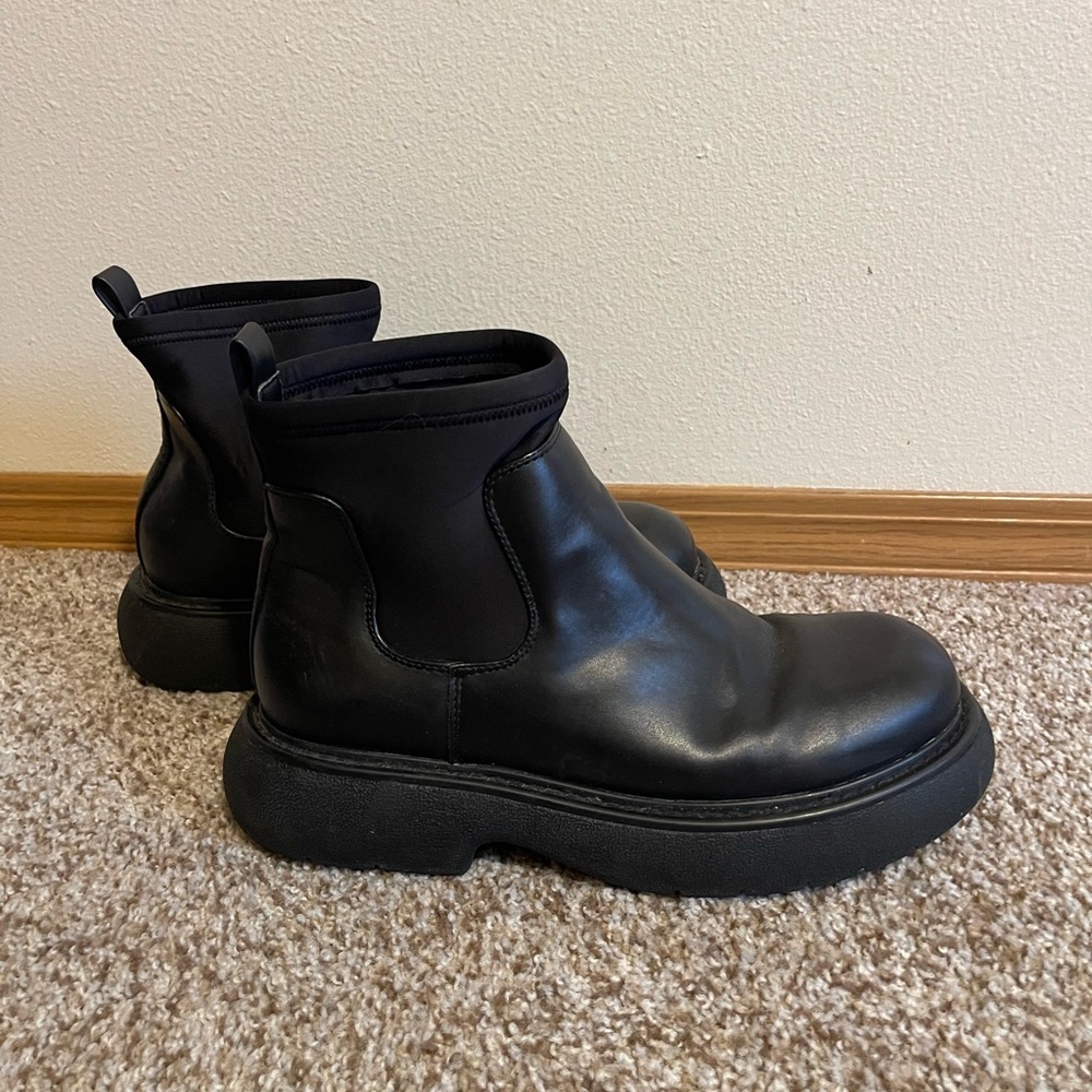 Dream Pairs Chunky Chelsea Boots